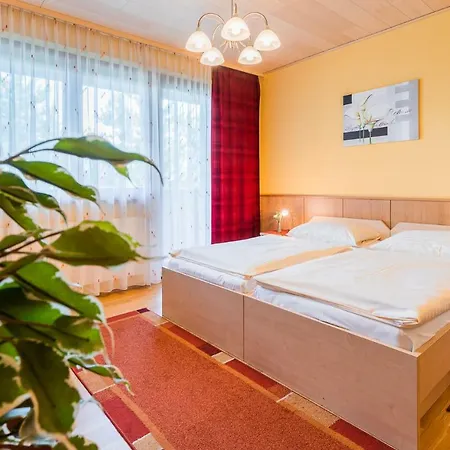 Garni Steinfeld Hotel Wiener Neustadt