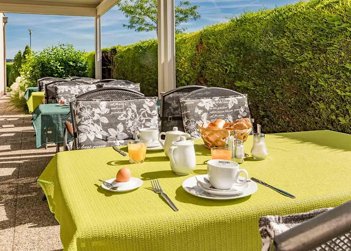 Hotel Garni Steinfeld 3*