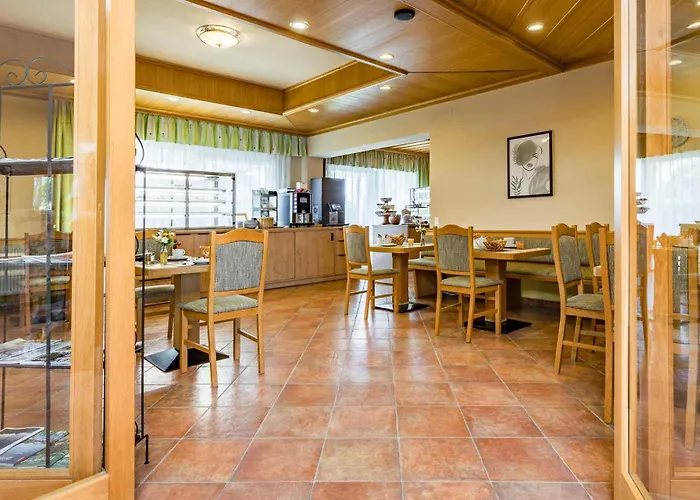 Garni Steinfeld Hotel Wiener Neustadt