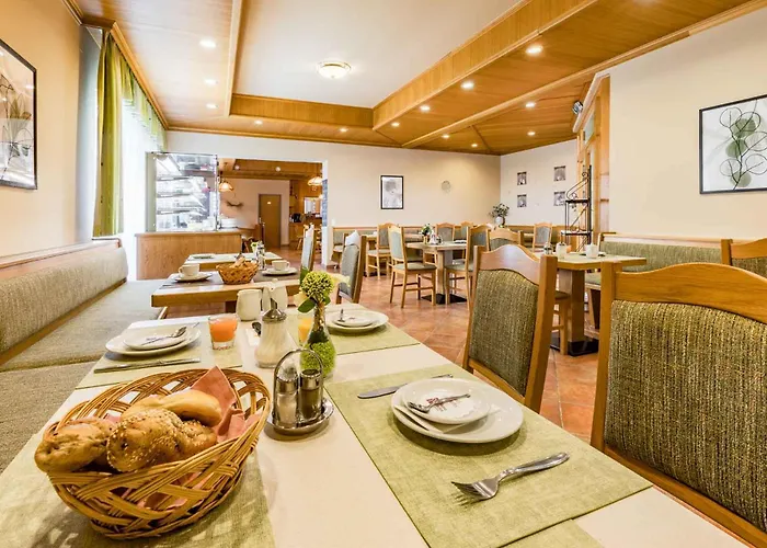 Garni Steinfeld Hotel