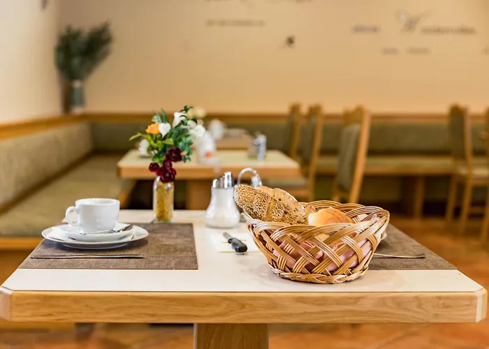 Garni Steinfeld Hotel 3*