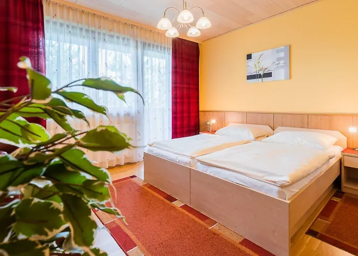 Garni Steinfeld Hotel Wiener Neustadt