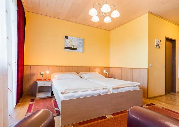 Garni Steinfeld Hotel